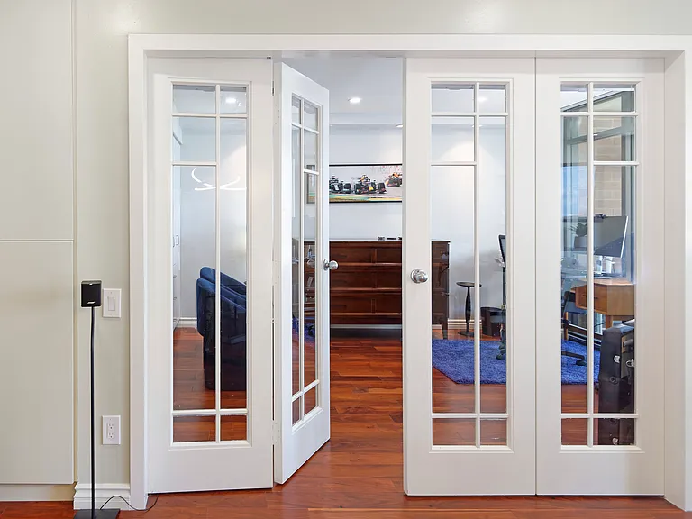 500 W Harbor Dr #1020 — Photo 11