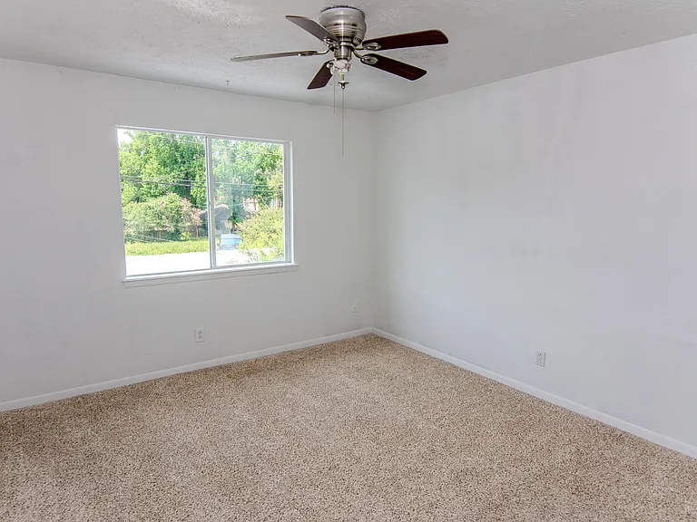 20335 Fieldtree Dr — Photo 13