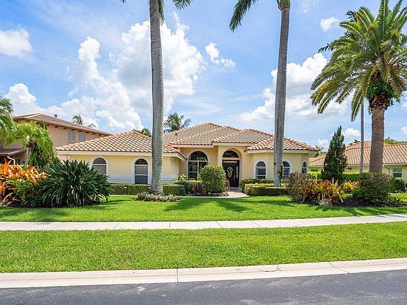 2nd image of 12909 Cocoa Pine Drive