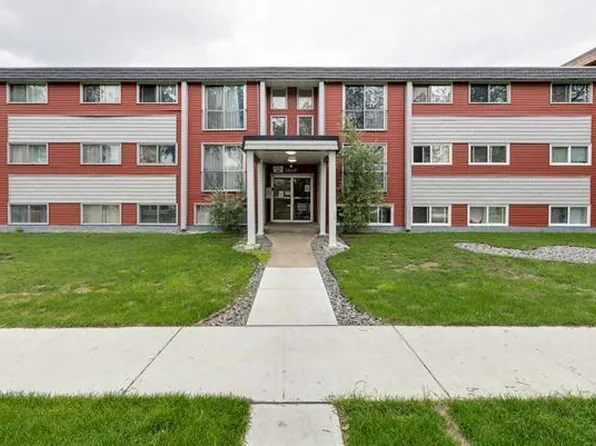 10615 114th St NW #104, Edmonton, AB T5H 3J8