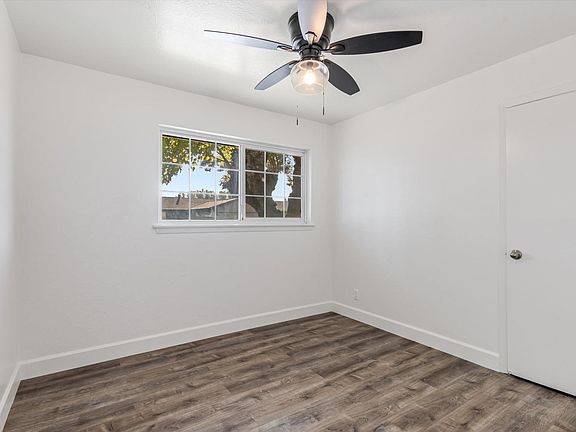 4th image of Tangerine Ave
