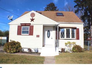 2109 S Brighton Ave, Lindenwold, NJ 08021