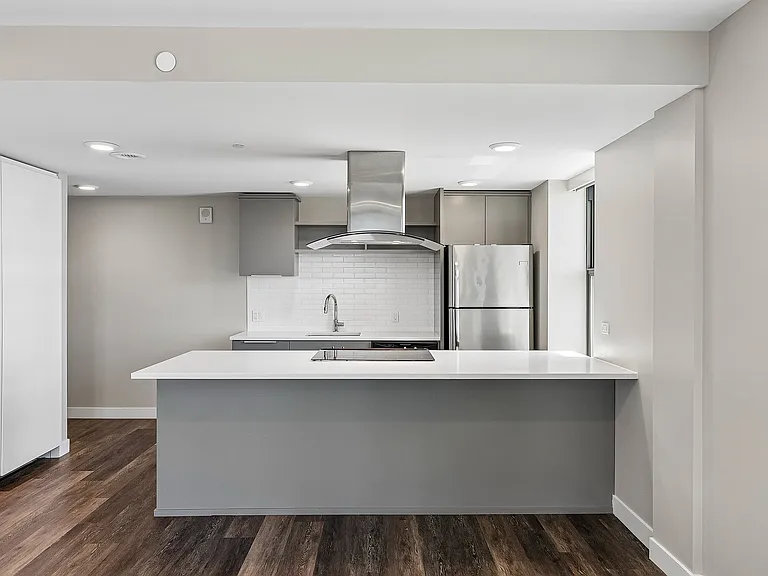 The Rowe — Photo 12