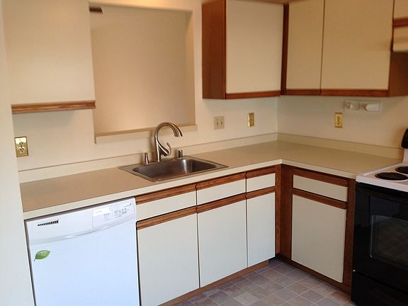 2nd image of 5111 W Woodmill Dr