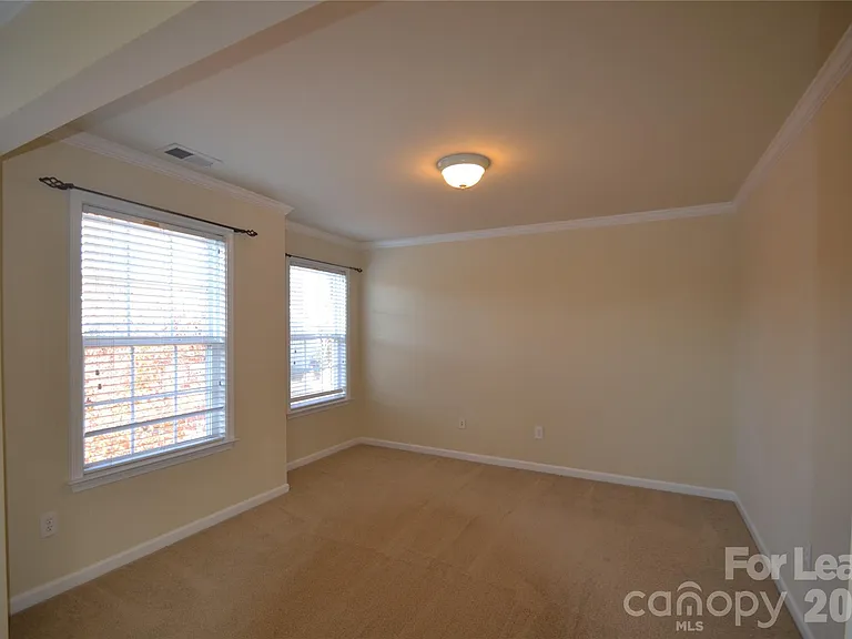 221 Montibello Dr — Photo 13