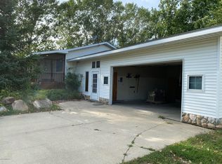 7875 E Weidman Rd, Mount Pleasant, MI 48858