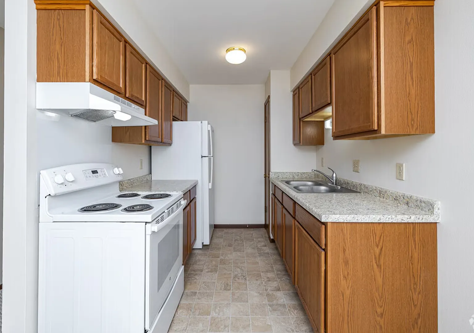Whitman Park Apartments — Photo 3
