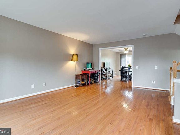 5th image of 3981 Blysdale Ln