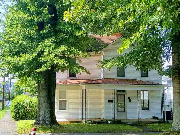 1422 S 10th St, Ironton, OH 45638