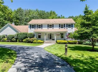 7165 Settlers Ridge Rd, Gates Mills, OH 44040