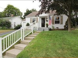 1030 Arlington St NE, Grand Rapids, MI 49505