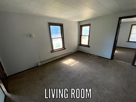 2nd image of 614 Commercial St #5