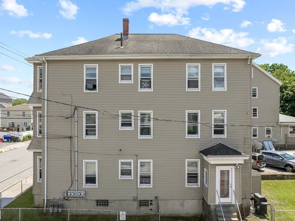 743 Rodman St, Fall River, MA 02721