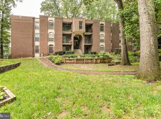 3350 Woodburn Rd APT 11, Annandale, VA 22003