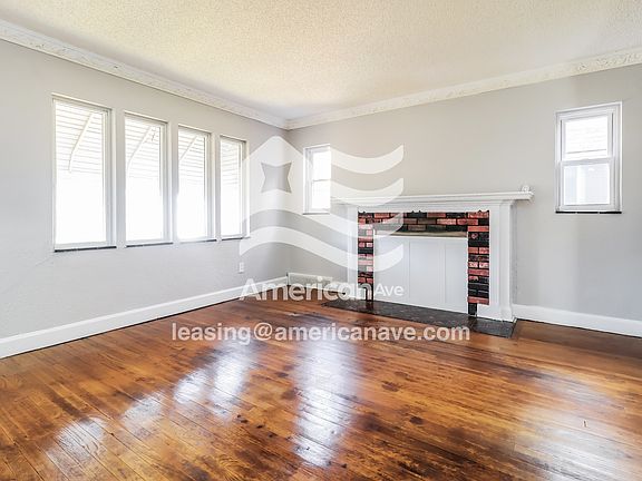 2-Living Room