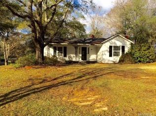 581 Wetumpka St, Prattville, AL 36067