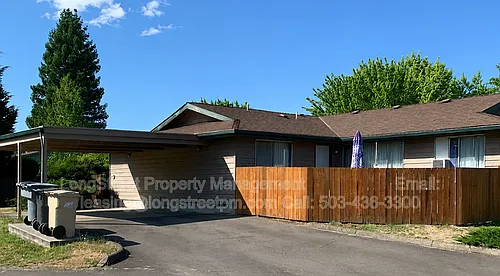 3240 NE Lancaster St Photo 1