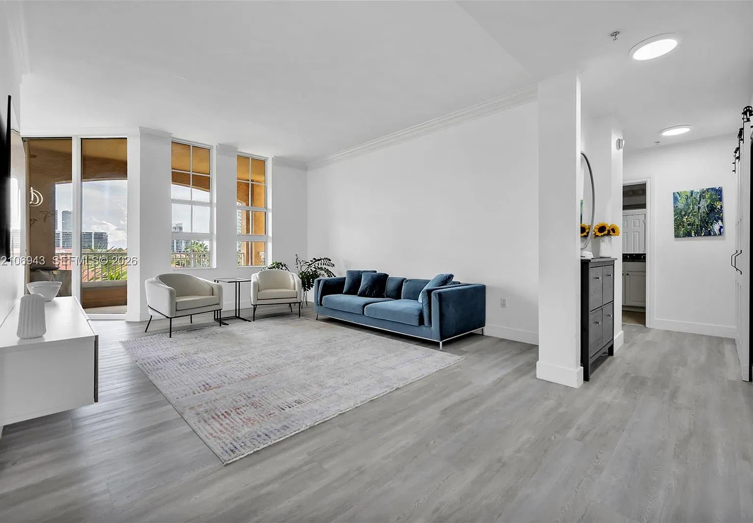 Alaqua Condo — Photo 3