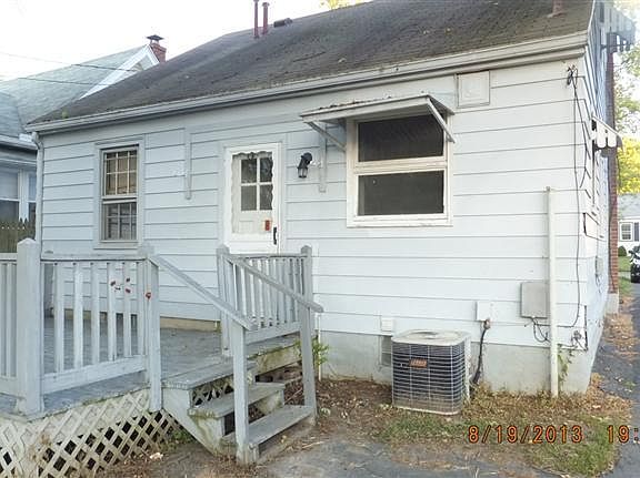 2nd image of 2919 Lansing Dr