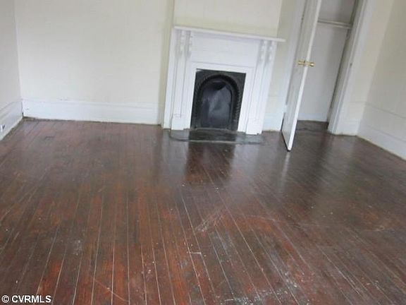 4th image of 2101 Dinwiddie Ave