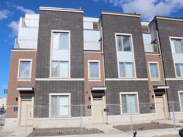 80 Honeycrisp Cres #Townhouse 375, Vaughan, ON L4K 0N7