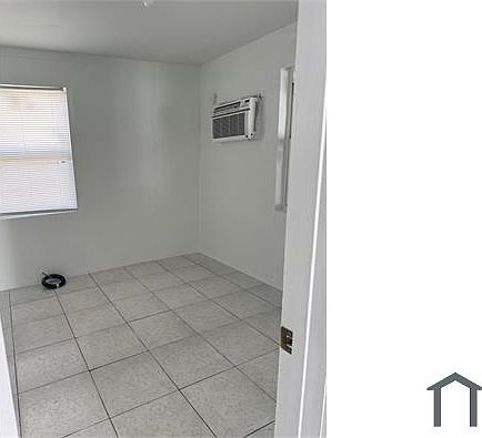 4th image of 1040 NW 140th St