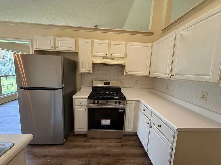363 Brook Lea Cv — Photo 5