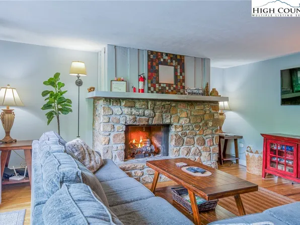 149 Slope View Road #A3, Sugar Mountain, NC 28604