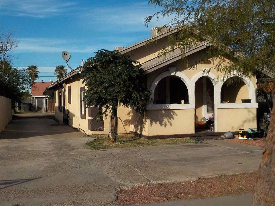 1 Front Of Multi-Family Home_11302015