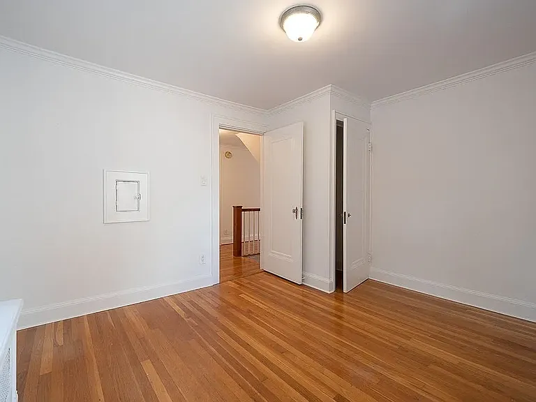 22 Longfellow Rd — Photo 16