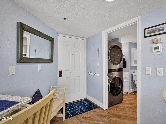 3rd image of 3013 Atlantic Ave #201