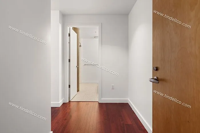 1926 W Burnside St #1102 — Photo 13