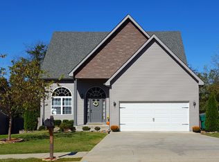 403 Leslie Wood Dr, Clarksville, TN 37040