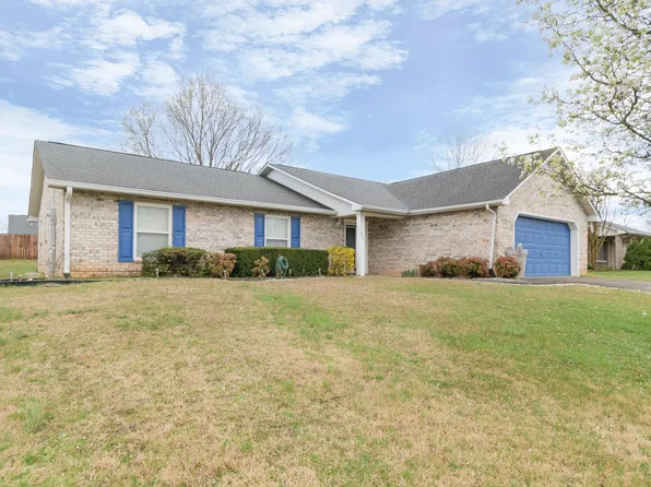1422 Beaumont Ave, Maryville, TN 37803