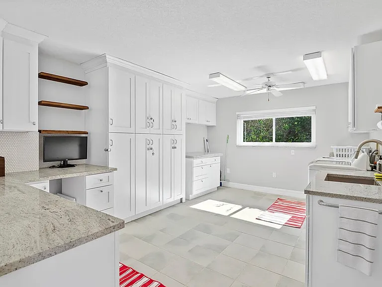 Laundry Room Cabinet