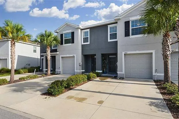 8852 Indigo Trail Loop — Photo 4