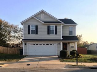 3004 Quail Oaks Dr, Greensboro, NC 27405