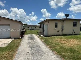 1635 NW 1st Ave — Photo 6
