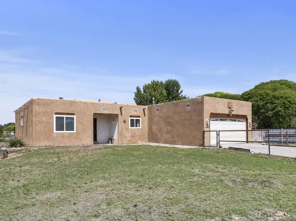 10 Lumax Rd, Los Lunas, NM 87031