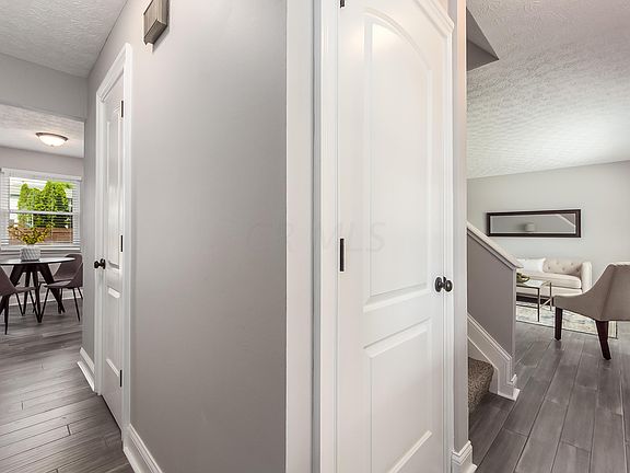 5th image of 2226 Otter Ln