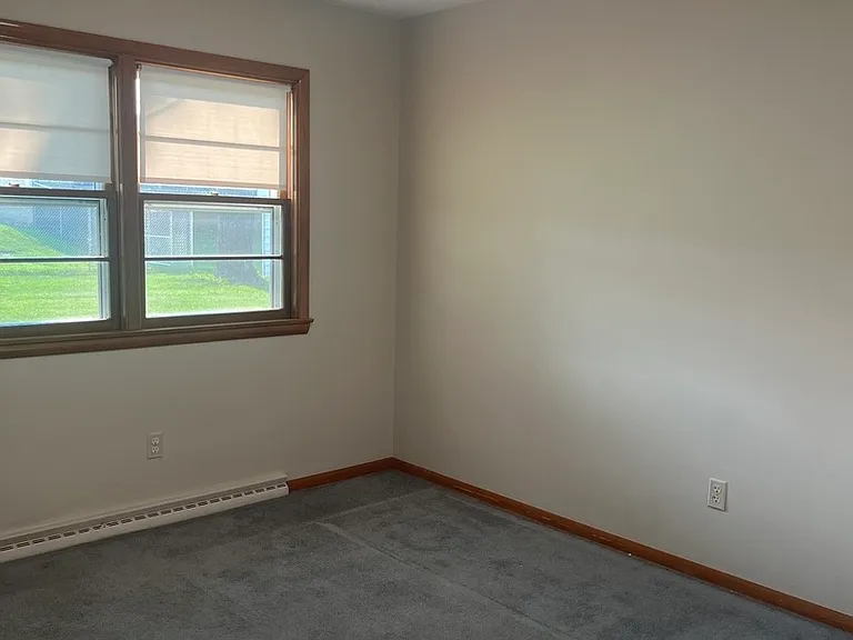 532 Riley Dr — Photo 8