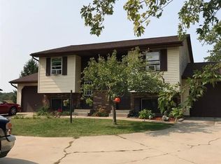 1040 & 1042 S Lincoln Rd, Mount Pleasant, MI 48858