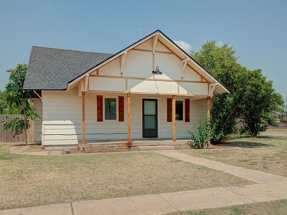2nd image of 211 Avenue F