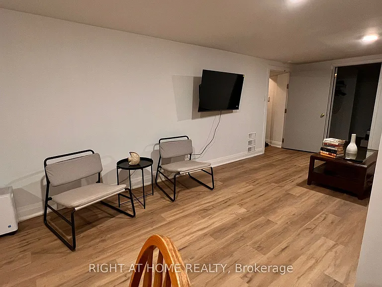 107 Cherrywood Dr — Photo 1