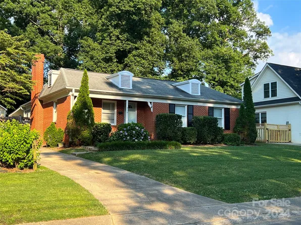 819 Hartford Ave, Charlotte, NC 28209