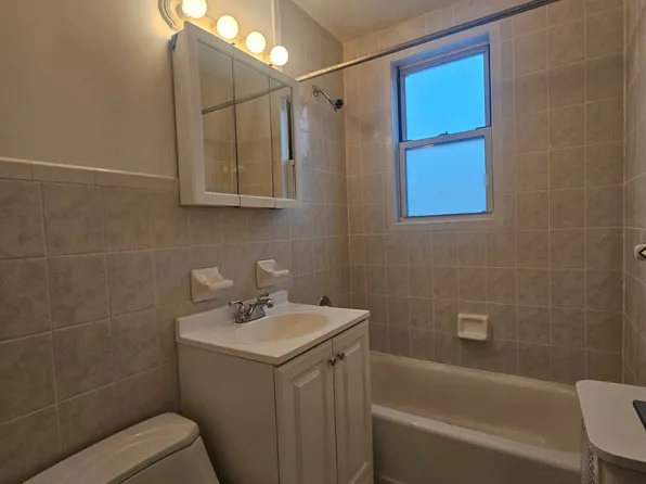 49-10 30th Avenue image 8 of 8