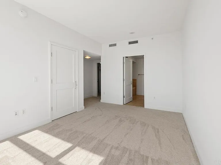 700 W E St #801 — Photo 20
