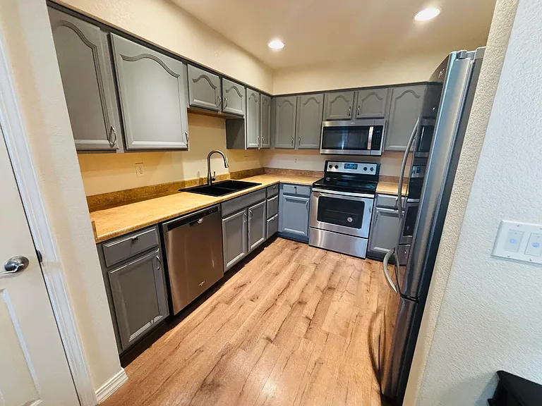 805 Summer Hawk Dr #Y146 — Photo 15