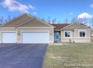 1103 Crystal Way Ct, Middleville, MI