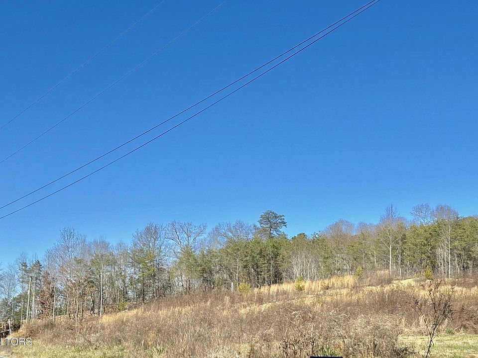 1st image of 524 Wiggins Rd